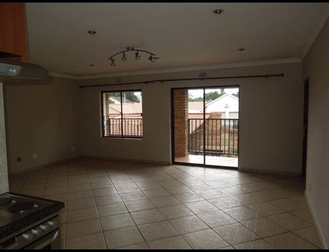 3 BEDROOM TOWNHOUSE FOR SALE IN EASTLEIGH